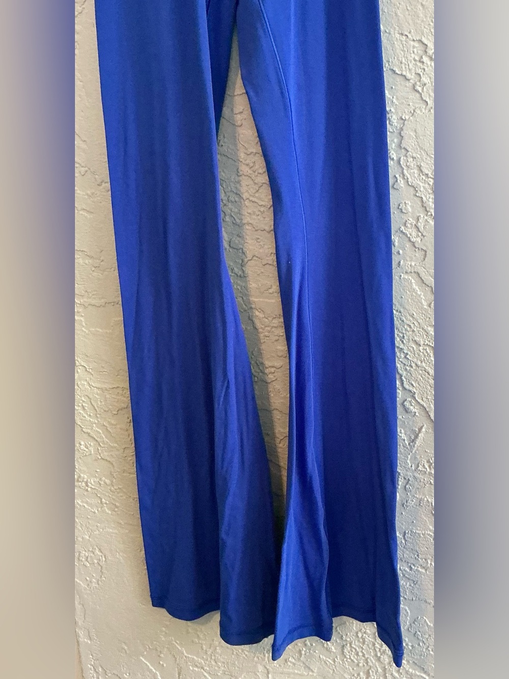 Aerie Blue Hi-Rise Flare Leggings - Picture 4 of 9